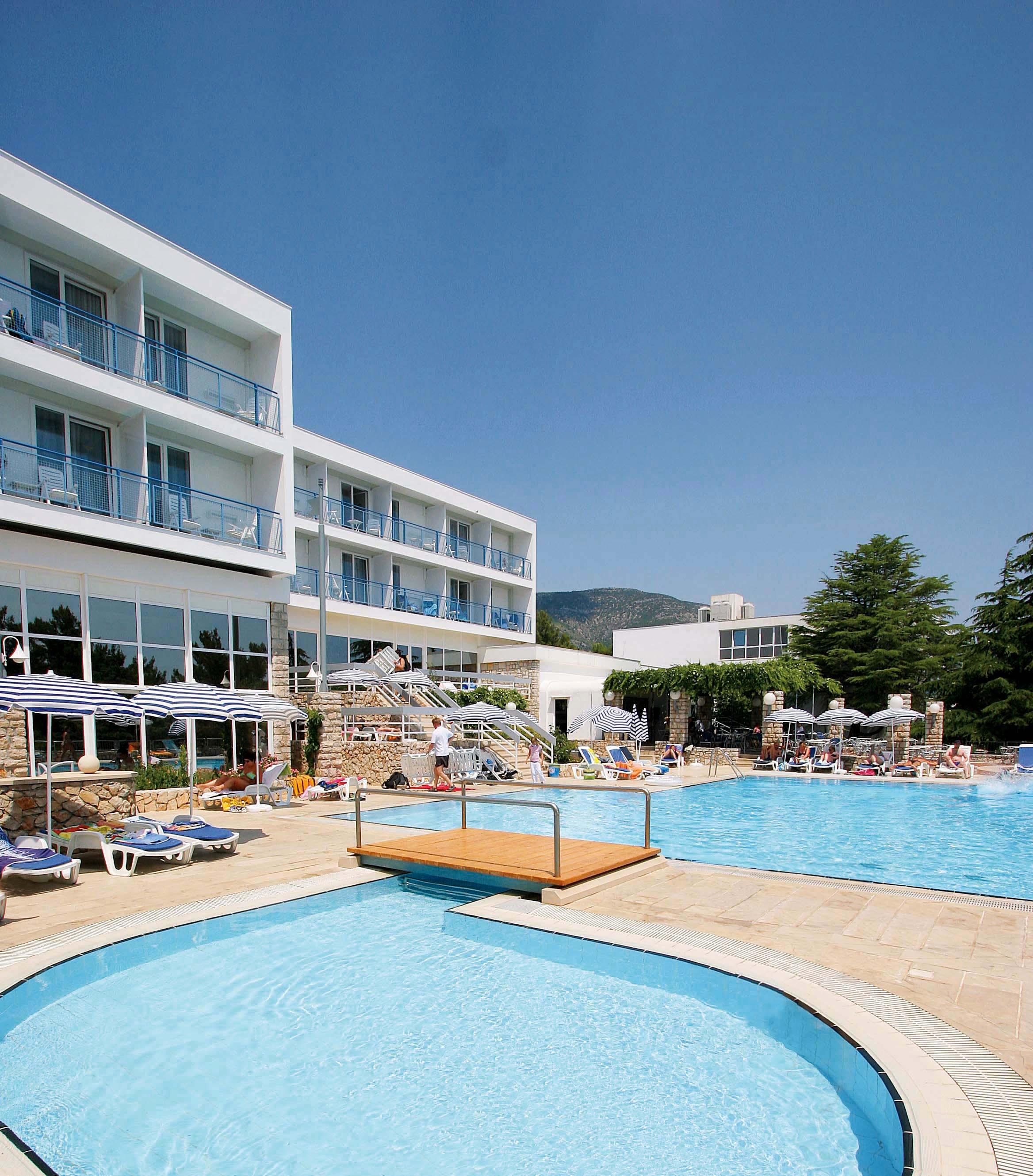 Bluesun Hotel Borak Bol Esterno foto