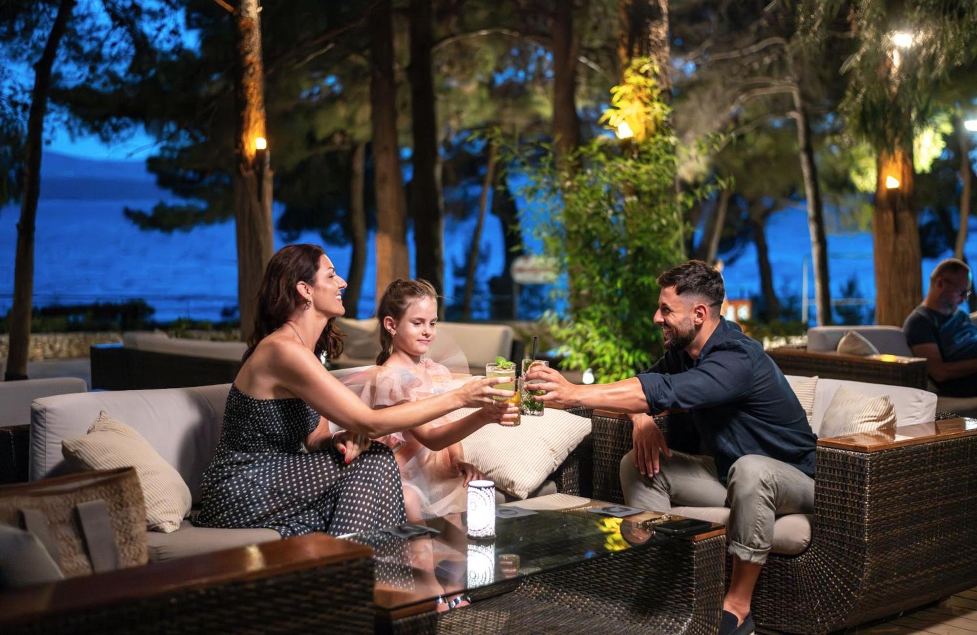 Bluesun Hotel Borak Bol Esterno foto